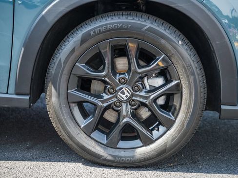 Certified 2025 Honda HR-V Sport image 15