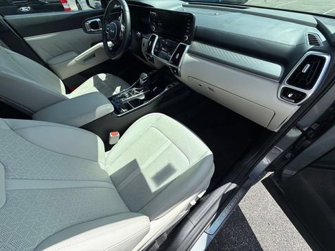 Used 2023 Kia Sorento SX FWD image 24