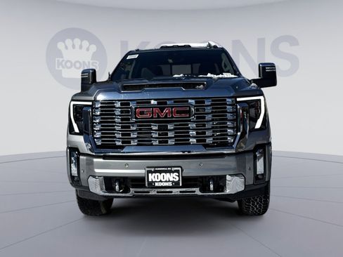 New 2026 GMC Sierra 2500 Denali w/ Denali Reserve Package image 7