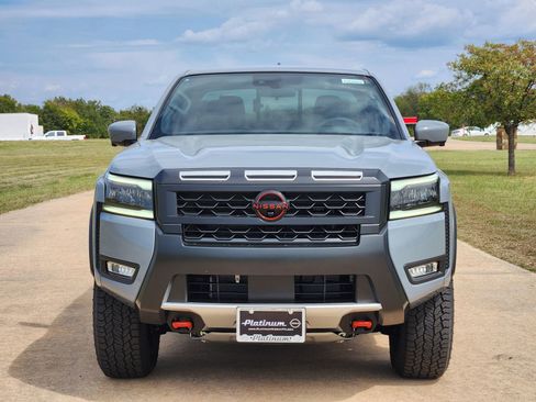 New 2026 Nissan Frontier PRO-4X w/ Pro-4x Convenience Package image 6