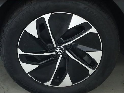 Used 2022 Volkswagen ID.4 Pro S RWD image 12