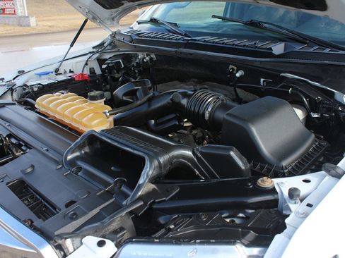 Used 2017 Ford F150 XLT w/ Trailer Tow Package image 53