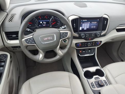 Used 2020 GMC Terrain Denali w/ Denali Premium Package AWD/4WD image 12