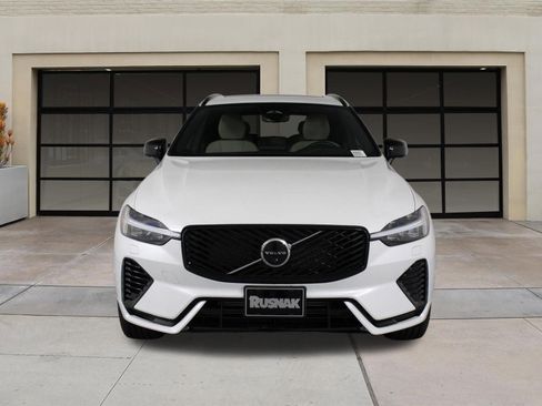 New 2026 Volvo XC60 T8 Plus w/ Protection Package Premier AWD/4WD image 2