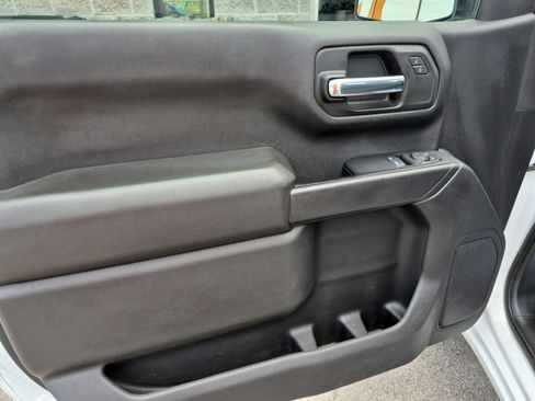 Used 2022 Chevrolet Silverado 1500 W/T RWD image 12