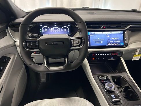 New 2026 Jeep Cherokee Laredo AWD/4WD image 3