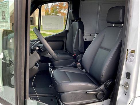 New 2026 Mercedes-Benz Sprinter 2500 image 7