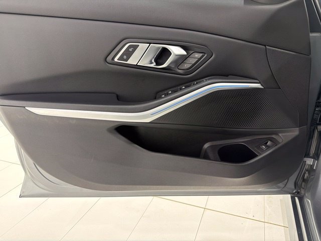 Certified 2023 BMW 330i xDrive Sedan w/ Driving Assistance Package AWD/4WD image 10