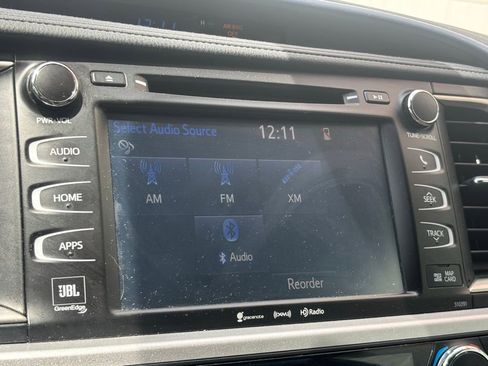 Used 2019 Toyota Highlander Limited image 13