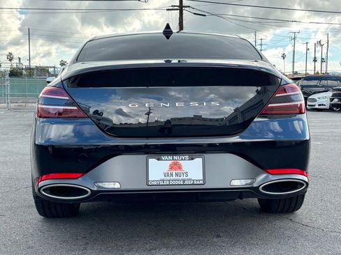 Used 2025 Genesis G70 2.5T image 5