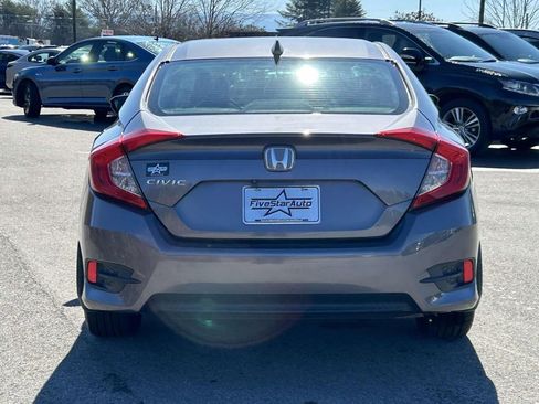 Used 2018 Honda Civic EX image 4