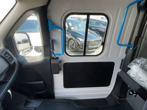 New 2024 RAM ProMaster 3500 w/ Delivery Van Package image 16