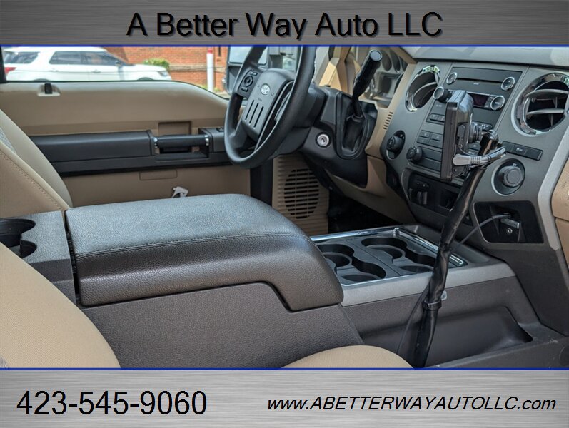 Used 2011 Ford F350 XLT w/ XLT Premium Pkg RWD image 12