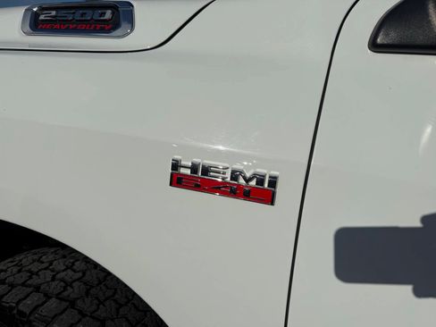 Used 2022 RAM 2500 Tradesman AWD/4WD image 40