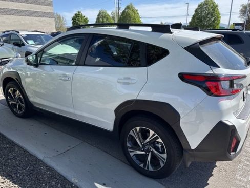 Used 2024 Subaru Crosstrek 2.0i Premium AWD/4WD image 28