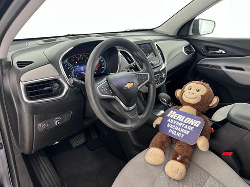 Used 2022 Chevrolet Equinox LS w/ LS Convenience Package FWD image 10
