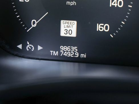Used 2018 Volvo XC60 T6 Inscription w/ Advanced Package AWD/4WD image 12