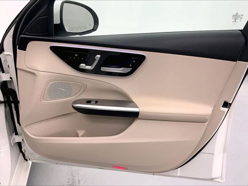 Certified 2022 Mercedes-Benz C 300 Sedan image 9