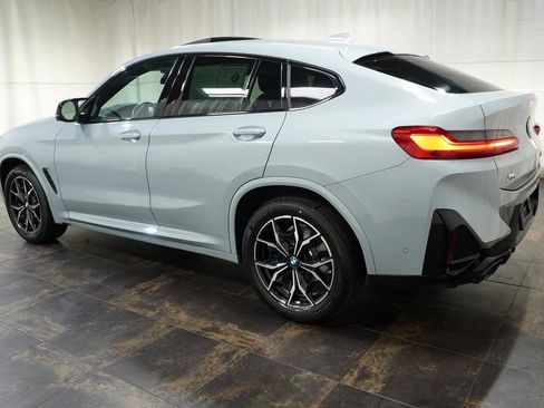 Used 2024 BMW X4 M40i w/ Premium Package image 7