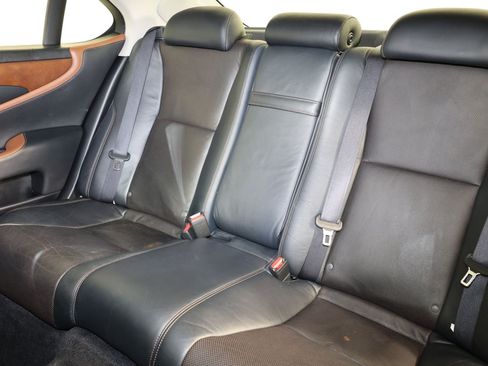 Used 2010 Lexus LS 460 RWD image 11