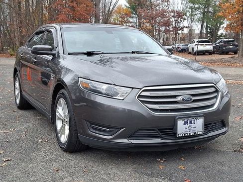 Used 2017 Ford Taurus SEL w/ Equipment Group 201A image 2