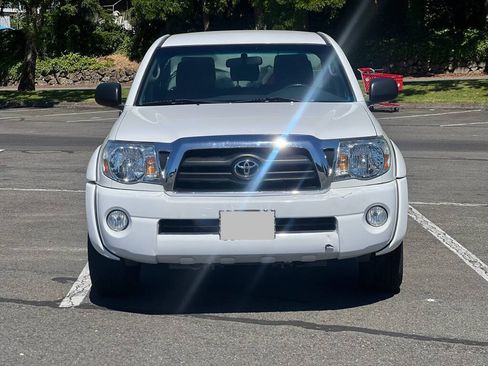 Used 2005 Toyota Tacoma 2WD Regular Cab image 8