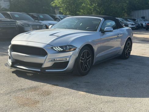Used 2018 Ford Mustang Premium RWD image 21