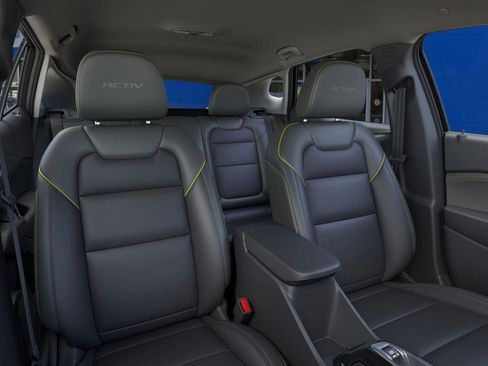 New 2025 Chevrolet Trax ACTIV w/ Driver Confidence Package image 16