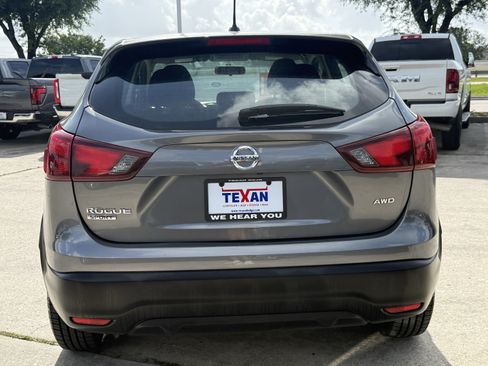 Used 2019 Nissan Rogue Sport S AWD/4WD image 6