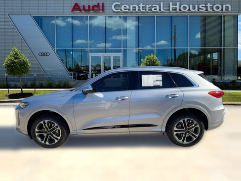 New 2025 Audi Q5 Premium image 2