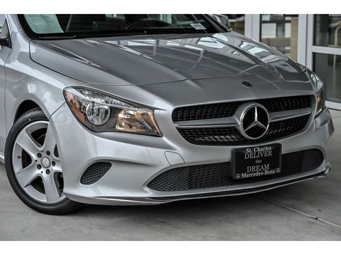 Used 2018 Mercedes-Benz CLA 250 image 2