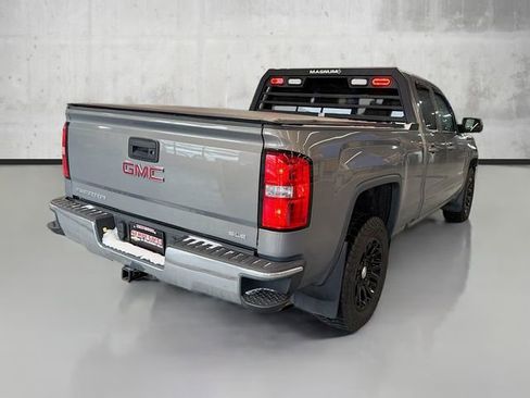 Used 2017 GMC Sierra 1500 SLE w/ SLE Value Package image 5