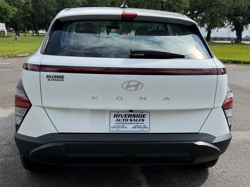 Used 2026 Hyundai Kona SE FWD image 4