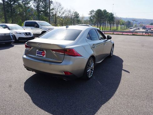 Used 2017 Lexus IS 200t image 19