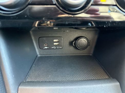 Certified 2023 Subaru Forester Limited image 35