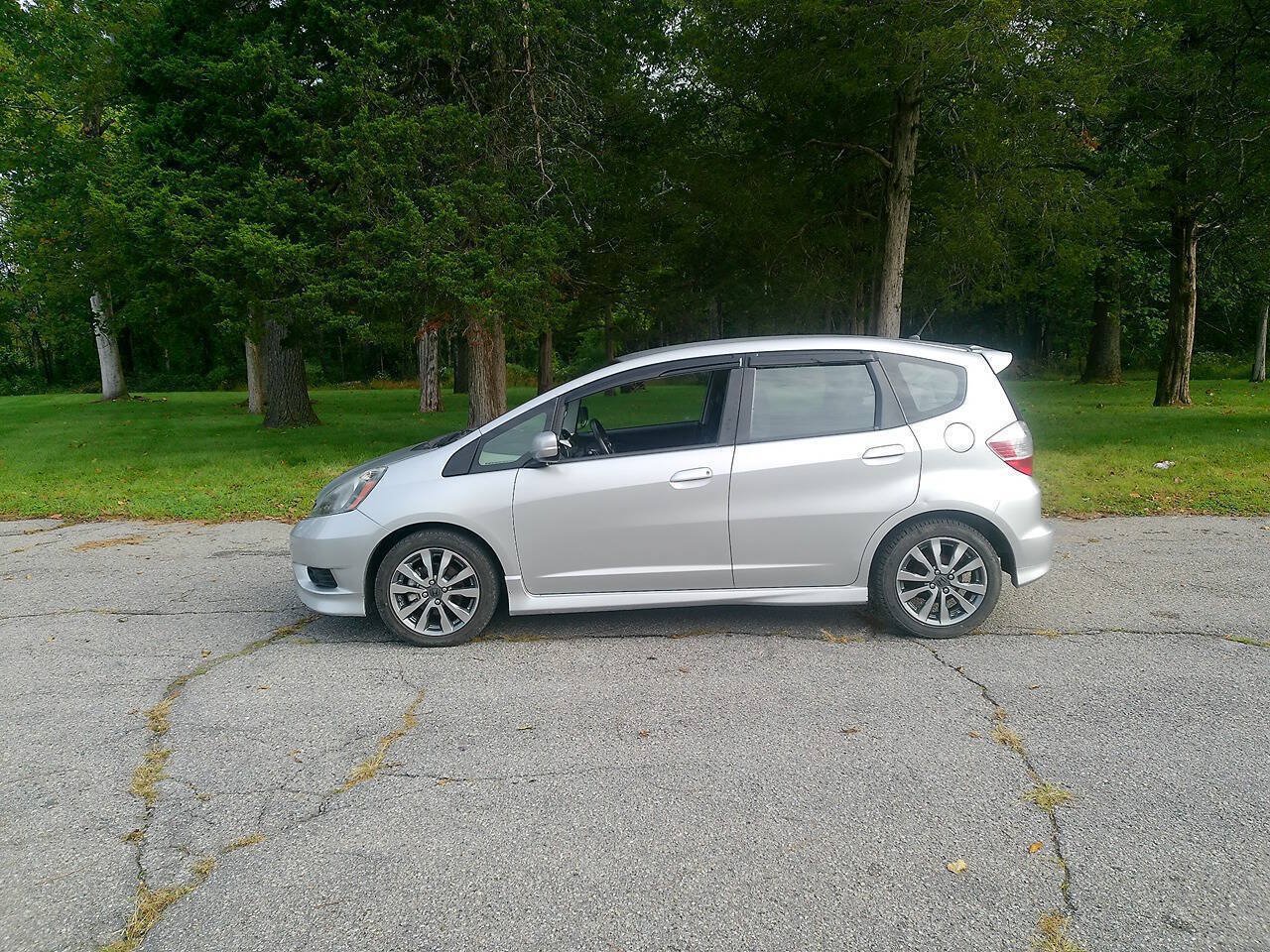 Used 2012 Honda Fit Sport image 3