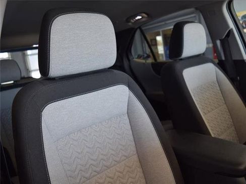 Used 2024 Chevrolet Equinox LT image 24