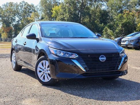 New 2025 Nissan Sentra S image 1