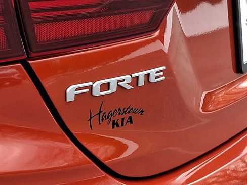 Used 2023 Kia Forte GT-Line w/ GT-Line Premium Package image 32