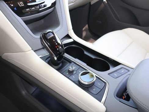 New 2026 Cadillac XT5 Premium Luxury image 27