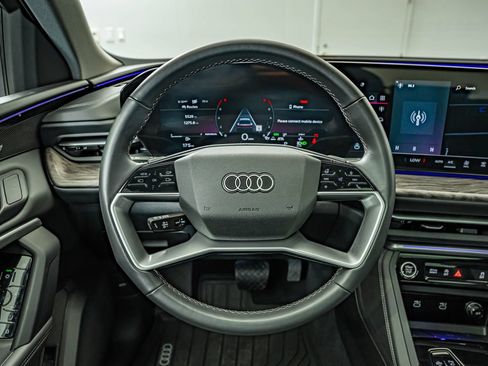 Certified 2025 Audi Q5 Premium Plus w/ Premium Plus AWD/4WD image 21