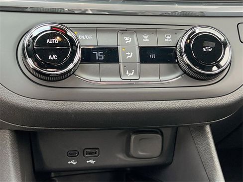 New 2026 Buick Envista Preferred w/ Convenience II Package image 11