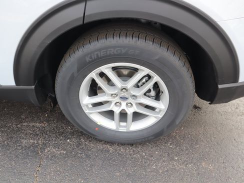 New 2026 Ford Explorer Active image 20