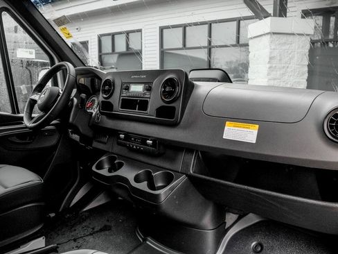 New 2026 Mercedes-Benz Sprinter 2500 image 21