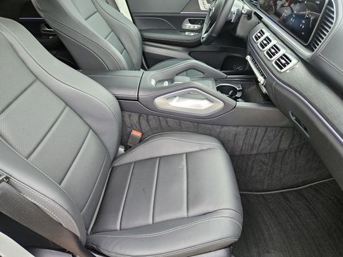 Certified 2026 Mercedes-Benz GLS 450 4MATIC image 14