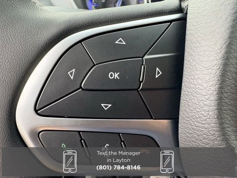 New 2026 Chrysler Pacifica Limited image 25