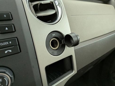 Used 2010 Ford F150 XLT image 6