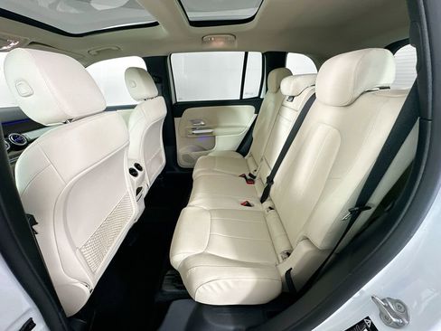 Certified 2023 Mercedes-Benz GLB 250 image 23