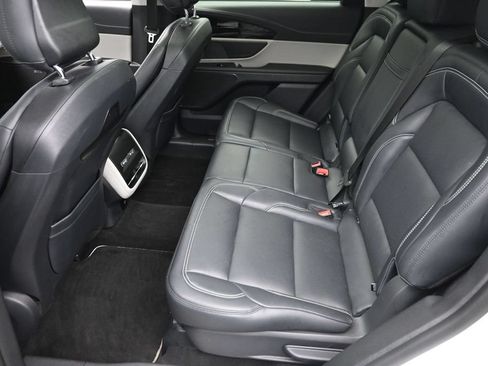 Used 2024 Lincoln Nautilus Premier w/ Equipment Group 102A AWD/4WD image 14