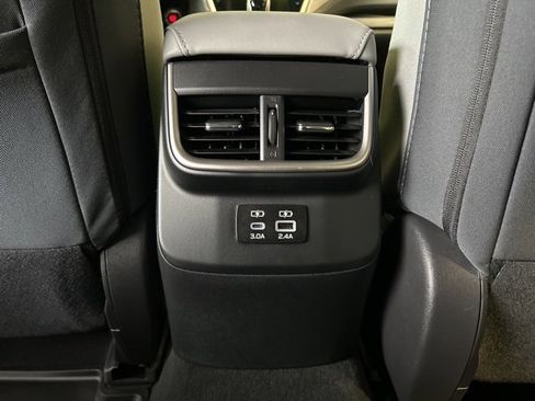 Used 2025 Subaru Legacy Premium image 30